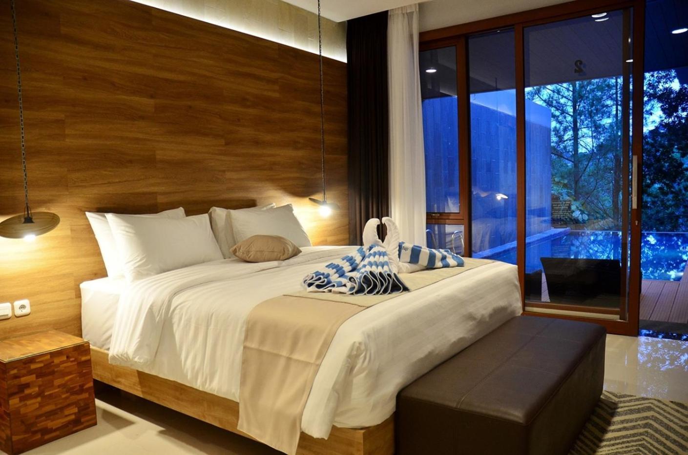 Asmaya Hill View Villa 7 Bedrooms With A Private Swimming Pool Bandung Exteriör bild